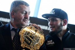 Ayah Khabib Meninggal Dunia Terpapar Corona