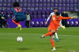 Kiper Bono Selamatkan Sevilla dari Kekalahan