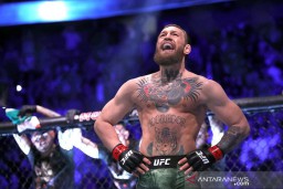 McGregor Doakan Kesembuhan untuk Ayah Khabib