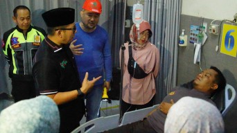 Kebakaran Melanda RS Gatoel, Penjabat Wali Kota Mojokerto Gerak Cepat Meninjau Lokasi