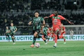 Persebaya Mulai Liga dengan Kemenangan, Paul Munster Puji Performa Spartan Tim