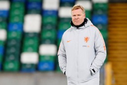 Ronald Koeman Resmi Latih Barcelona
