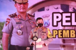 Kapolda Jatim Bergeser, Posisinya Digantikan Irjen Pol Nico Afinta