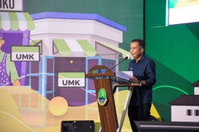 Pj Gubernur Jabar: Dicari Solusi Terbaik untuk UMK 2024 di Jabar