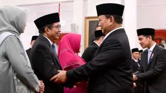 Presiden Prabowo Lantik Sejumlah Pejabat Negara di Istana Negara