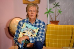Paul McCartney ajak Orang-orang Siap Menerima Vaksin Covid-19