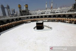 Saudi Meniadakan Itikaf di Masjidil Haram dan Nabawi