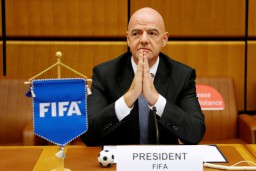 Presiden FIFA Gianni Infantiono Prihatin Kualifikasi PD 2022 Ditunda