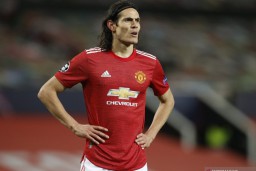 Cavani Didakwa Pelanggaran Berat Terkait Unggahan di Medsos