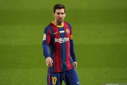 Messi Buka Suara Tentang Masa Depannya di Barcelona