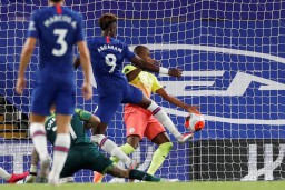 Chelsea Kalahkan City, Liverpool Juara