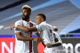 PSG Menang Dramatis atas Atalanta