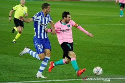 Barca Gagal Petik Poin Penuh meski Lawan Bermain dengan 10 Pemain