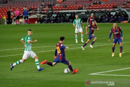 Barcelona Pesta Gol ke Gawang Betis