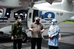 Menristek Apresiasi Semua Pihak Terkait Pengembangan  Pesawat N219