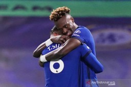The Blues Chelsea Menang Telak atas West Ham United