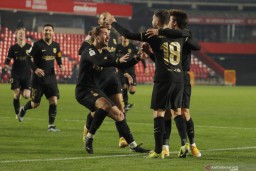 Tertinggal Dua Gol, Barcelona akhirnya Menang, 5-3