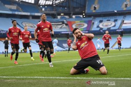 Manchester City Dipermalukan MU di Kandang