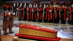 Paus Fransiskus Dimakamkan di Basilika Santa Maria Maggiore, Dihadiri Ribuan Umat dan Pemimpin Dunia