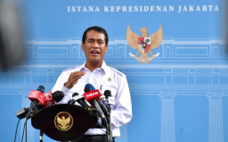 Stok Beras Tertinggi dalam Dua Dekade, Presiden Prabowo Bahas Ketahanan Pangan bersama Menteri Pertanian