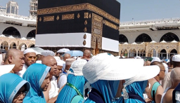 Perempuan Haid saat Haji, Ini Penjelasan Hukum Wukuf dan Tawaf