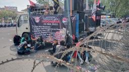 Ribuan Pengemudi Ojol Gelar Aksi di Surabaya, Tuntut Regulasi dan Keadilan