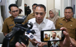 Ultimatum Wali Kota Surabaya: Minimarket Wajib Bebas Parkir, Jika Tidak Siap Ditutup!