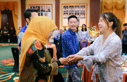 Gubernur Jatim Sambut Mahasiswa Peking University, Promosikan Wisata Alam Unggulan