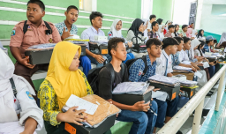 Pemkot Surabaya Bantu 6.144 Siswa Lewat Program Beasiswa Pemuda Tangguh