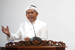 "Gugat Gubernur Dedi, Sekolah Swasta Jabar Lawan Rombel 50 Siswa"