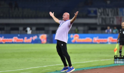 PERSIB Alihkan Fokus ke Laga Kontra Persijap Jepara, Bojan Hodak Waspadai Tim Promosi
