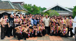 Prabowo Dorong Transformasi Pendidikan Lewat Layar Digital Pintar