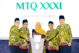 Cahaya Al-Qur’an Menyinari Jember, Khofifah Buka MTQ XXXI Jatim