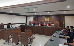 Gugatan Rp125 Triliun terhadap Wapres Gibran Kembali Tertunda, Legal Standing Jadi Sorotan