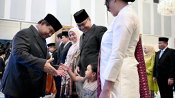 Prabowo Lantik Sejumlah Pejabat Baru di Istana Negara, Tegaskan Loyalitas pada Konstitusi