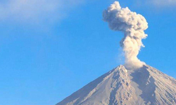 Semeru Menggeliat, Awan Panas Meluncur 8,5 Km: Warga Diminta Tetap Siaga