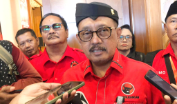 Armuji Pimpin Banteng Surabaya, Tekankan Politik Hadir untuk Rakyat