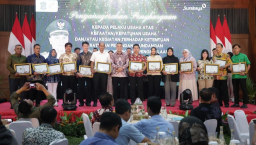 Pemkot Surabaya Apresiasi 26 Pelaku Usaha Taat Lingkungan