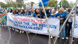 Ancaman PHK dan Tekanan Industri Padat Karya Jadi Kekhawatiran Utama Buruh Jatim