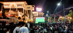 DPRD Jatim Hadirkan Nobar Gratis, Warga Nikmati Piala Dunia Sambil Dukung UMKM