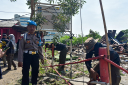 Pemkot Surabaya Tertibkan Bangunan Liar di Medokan Asri, Lahan Disiapkan untuk Pengembangan RSUD Eka Candrarini
