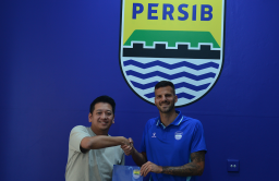 Matricardi Perpanjang Kontrak hingga 2028, PERSIB Kunci Pilar Tangguh di Jantung Pertahanan