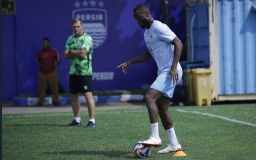 Igor Tolic Yakin Gabriel Mutombo Jadi Pilar Baru Lini Belakang PERSIB