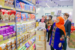 Khofifah Ajak UMKM Jatim Bidik Pasar Halal Global Lewat Diaspora di Hong Kong