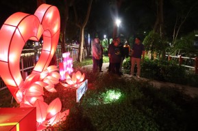 Pemkot Surabaya Percantik Jalur Wisata Perahu Air Susur Sungai Kalimas dengan Zona Tematik