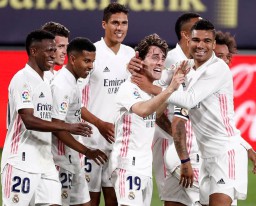 Real Madrid Gusur Athletico dari Puncak Klasemen