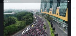 Hari Pertama PSBB, Pintu Masuk Surabaya Macet dan Rawan Paparan Covid-19