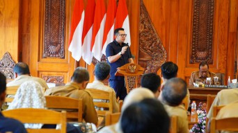 Pj Wali Kota Mojokerto Ali Kuncoro Mendorong Peningkatan Partisipasi Masyarakat dalam Pemilu 2024