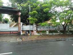 Ada Ancaman Demo, Asrama Mahasiswa Papua di Surabaya Dijaga Polisi-TNI