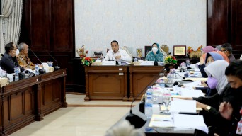 Pemkot Surabaya Dinilai Layak Jadi Pioner Pencegahan Stunting di Jatim